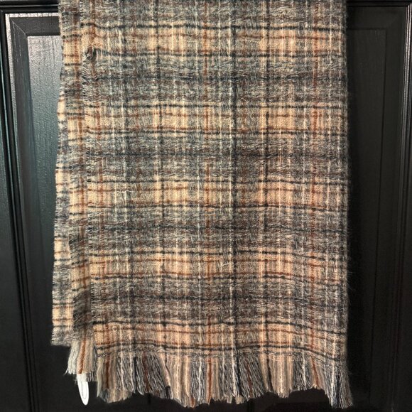 NWT Blanket Scarf Tan Cream Black - Picture 1 of 2